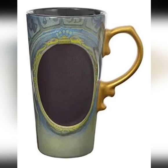 Disney Snow White Evil Queen & Magic Mirror Color Changing Mug - Picture 2 of 10
